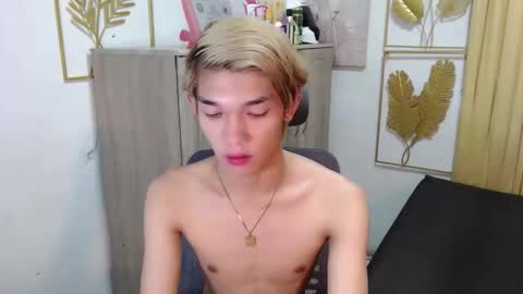 urasian_john20 online show from 06/08/26, 04:13