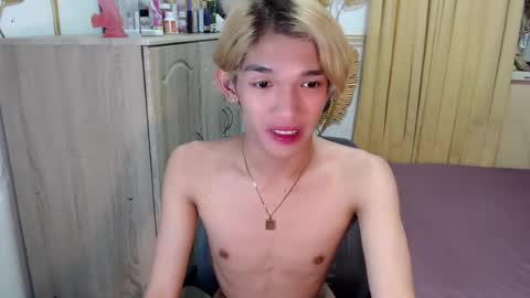urasian_john20 online show from 06/16/26, 06:27