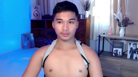 Snapshot of urasian_jpxx chatting on 04/25/26, 09:45 JAMES online show from 04/25/26, 09:45