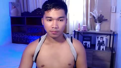 Snapshot of urasian_jpxx chatting on 05/05/26, 02:30 JAMES online show from 05/05/26, 02:30