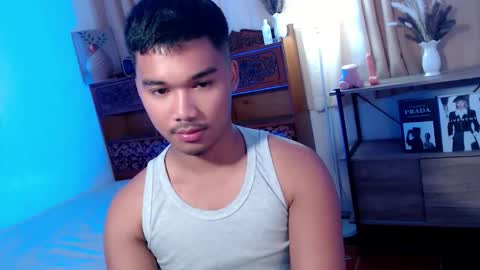 Snapshot of urasian_jpxx chatting on 05/11/26, 04:15 JAMES online show from 05/11/26, 04:15