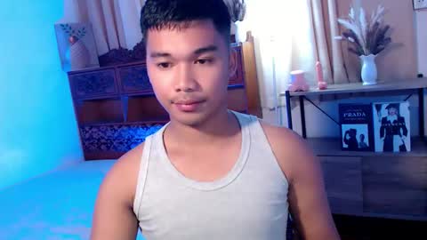 Snapshot of urasian_jpxx chatting on 05/12/26, 11:51 JAMES online show from 05/12/26, 11:51