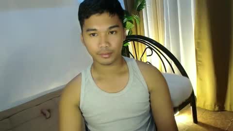 Snapshot of urasian_jpxx chatting on 05/21/26, 10:22 JAMES online show from 05/21/26, 10:22