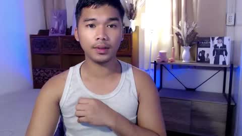 Snapshot of urasian_jpxx chatting on 05/24/26, 10:59 JAMES online show from 05/24/26, 10:59