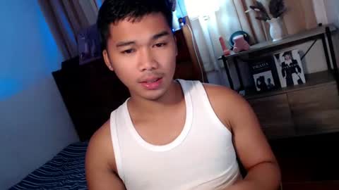 Snapshot of urasian_jpxx chatting on 06/18/26, 09:25 JAMES online show from 06/18/26, 09:25