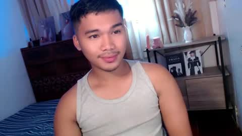 Snapshot of urasian_jpxx chatting on 06/25/26, 08:19 JAMES online show from 06/25/26, 08:19