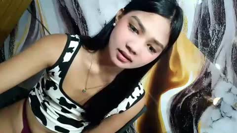 urasian_latinaxxx online show from 07/05/26, 01:01