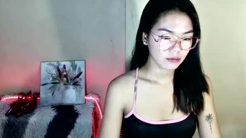 urasian_mary online show from 04/28/26, 08:25