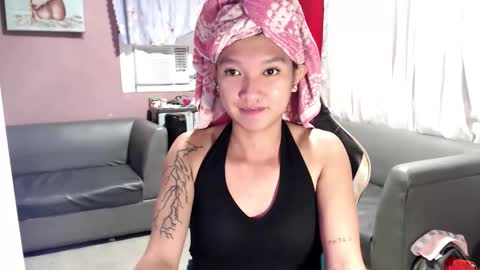 NEWRA  ALLISON online show from 09/18/25, 02:13