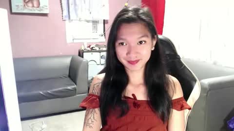 NEWRA  ALLISON online show from 10/08/25, 05:43