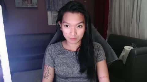 NEWRA  ALLISON online show from 10/23/25, 07:29