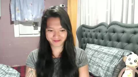 Snapshot of urasian_newra chatting on 03/17/26, 10:24 NEWRA ALLISON online show from 03/17/26, 10:24