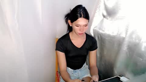 Snapshot of urasian_prettyjane chatting on 01/08/26, 01:19 Jane online show from 01/08/26, 01:19