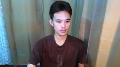 Snapshot of urasiancumboix2 chatting on 05/21/26, 02:02 urasiancumboix2 online show from 05/21/26, 02:02