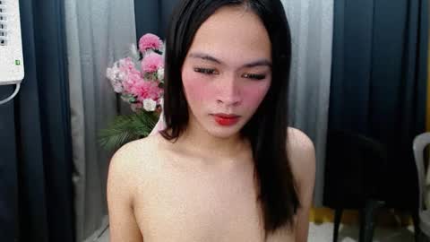 Snapshot of urasiancumgirl_ chatting on 04/25/26, 07:33 urasiancumgirl_ online show from 04/25/26, 07:33