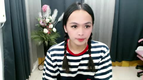 urasiancumgirl_ online show from 07/05/26, 08:21