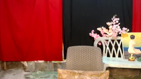 Snapshot of urasiandominaxx chatting on 02/20/26, 05:48 Diane online show from 02/20/26, 05:48