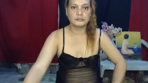 Snapshot of urasiandominaxx chatting on 07/06/26, 07:27 Diane online show from 07/06/26, 07:27