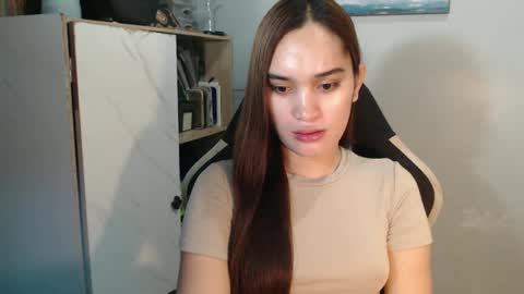 urasianfuckprincessxxx online show from 12/19/24, 10:53