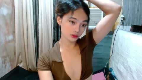 Snapshot of urasianhotrhianxxx chatting on 12/02/24, 04:09 Rina online show from 12/02/24, 04:09