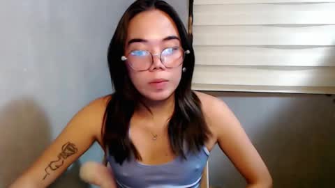 Snapshot of urbabydollx16 chatting on 05/20/26, 10:49 urbabydollx16 online show from 05/20/26, 10:49
