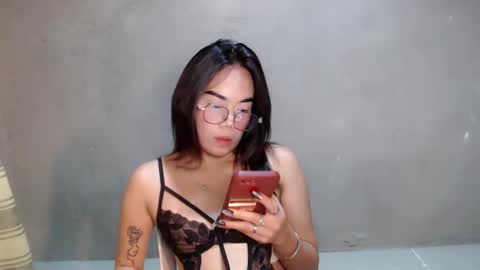 Snapshot of urbabydollx16 chatting on 06/10/26, 04:17 urbabydollx16 online show from 06/10/26, 04:17