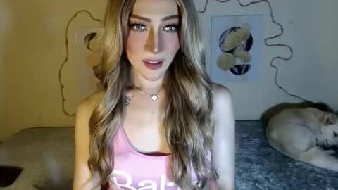 Snapshot of urbabyhot_gurl chatting on 02/27/26, 04:29 QUEEN ANGEL online show from 02/27/26, 04:29