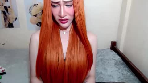 Snapshot of urbabyhot_gurl chatting on 05/22/26, 12:07 QUEEN ANGEL online show from 05/22/26, 12:07