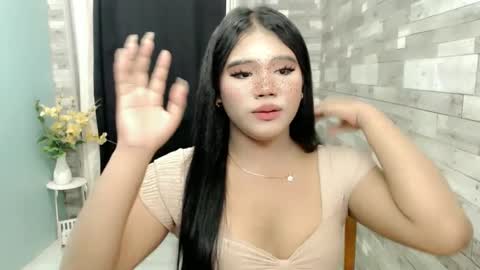 Sofia online show from 12/06/24, 04:28