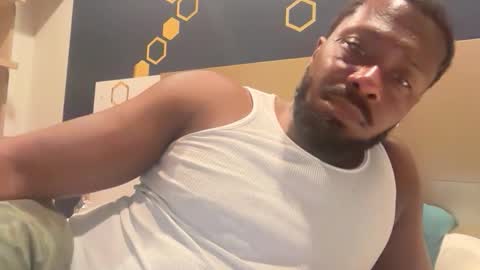 Snapshot of urbandick5 chatting on 03/20/26, 12:37 urbandick5 online show from 03/20/26, 12:37
