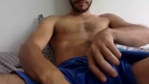 Snapshot of urbestbigdick chatting on 10/07/25, 09:01 urbestbigdick online show from 10/07/25, 09:01