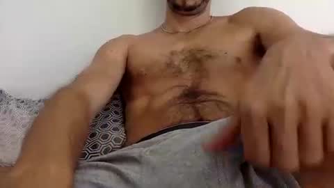 Snapshot of urbestbigdick chatting on 10/15/25, 03:23 urbestbigdick online show from 10/15/25, 03:23