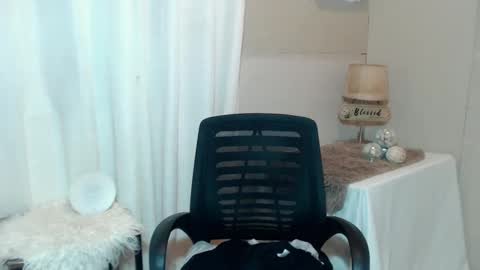 urcrushnextdoor_ online show from 01/13/25, 06:16