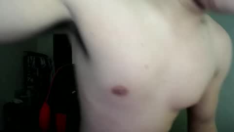 Snapshot of urcuteguy_jhonx chatting on 01/09/26, 06:16 Dannie online show from 01/09/26, 06:16