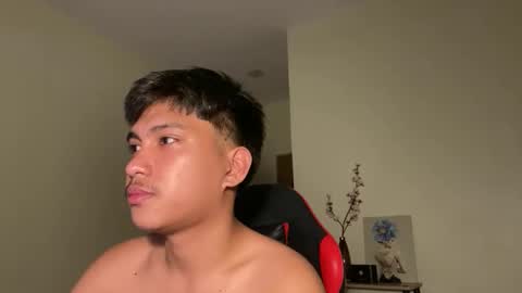 Snapshot of urcuteguy_jhonx chatting on 01/14/26, 06:08 Dannie online show from 01/14/26, 06:08