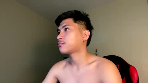 Snapshot of urcuteguy_jhonx chatting on 02/11/26, 12:10 Dannie online show from 02/11/26, 12:10