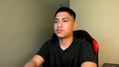 Snapshot of urcuteguy_jhonx chatting on 02/14/26, 06:15 Dannie online show from 02/14/26, 06:15