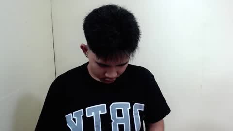 Snapshot of urcutie_asianboy chatting on 09/21/25, 05:53 KEN online show from 09/21/25, 05:53