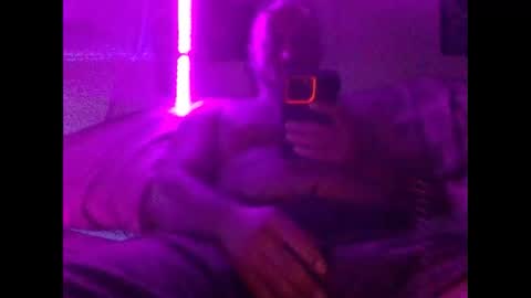 urdaddy875867 online show from 11/25/25, 04:45