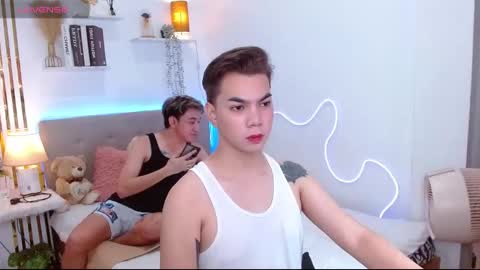 rose and khristine online show from 10/06/25, 08:01