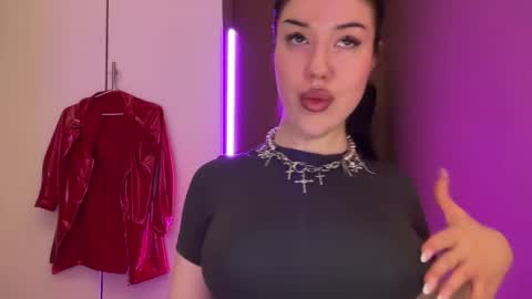 Margo online show from 11/21/25, 02:21