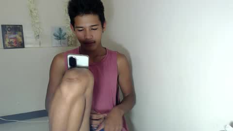 Snapshot of urdreamboy_clarin chatting on 11/17/25, 06:35 urdreamboy_clarin online show from 11/17/25, 06:35