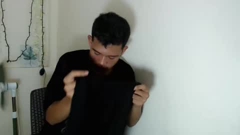 Snapshot of urdreamboy_clarin chatting on 11/28/25, 09:50 urdreamboy_clarin online show from 11/28/25, 09:50