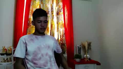 Snapshot of urdreamboy_clarin chatting on 12/19/25, 03:35 urdreamboy_clarin online show from 12/19/25, 03:35