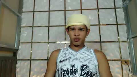 Snapshot of urdreamboy_clarin chatting on 02/10/26, 05:44 urdreamboy_clarin online show from 02/10/26, 05:44