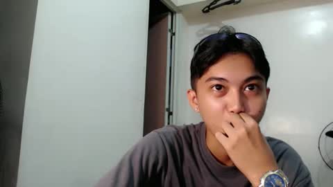 Snapshot of urdreamboy_prince chatting on 06/10/26, 01:43 urdreamboy_prince online show from 06/10/26, 01:43