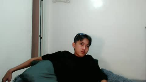 Snapshot of urdreamboy_prince chatting on 06/12/26, 07:02 urdreamboy_prince online show from 06/12/26, 07:02