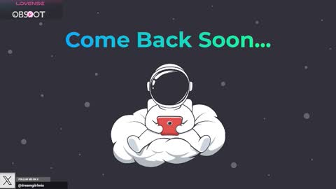 Snapshot of urdreamgiirl chatting on 10/17/25, 12:14 Mia Miller online show from 10/17/25, 12:14