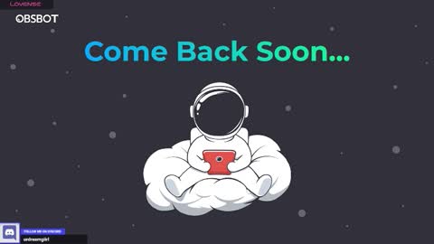 Snapshot of urdreamgiirl chatting on 10/27/25, 08:13 Mia Miller online show from 10/27/25, 08:13