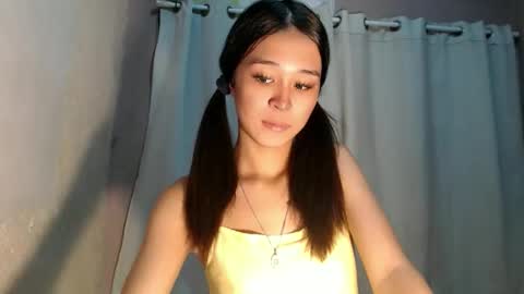 Snapshot of urdreamgirl_stephanie chatting on 06/08/26, 10:59 stephanie online show from 06/08/26, 10:59